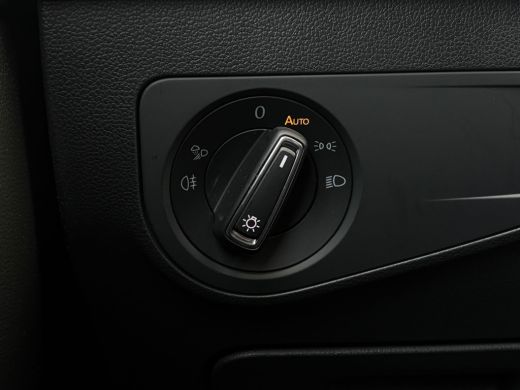 Volkswagen Tiguan Allspace 1.5 TSI 150 pk R-Line Business 7pers. 7-DSG | Wegklapbare trekhaak | Achteruitrijcamera | Cruise ... ActivLease financial lease