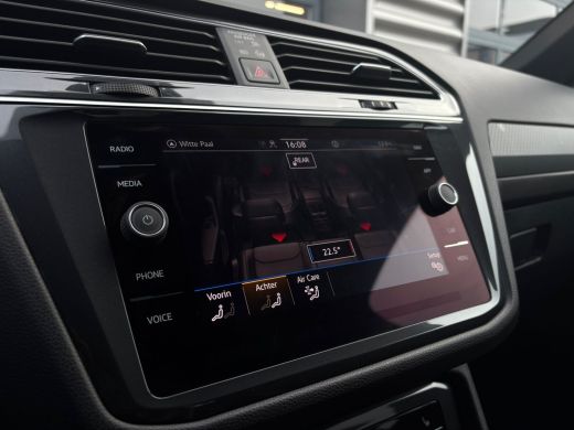 Volkswagen Tiguan Allspace 1.5 TSI 150 pk R-Line Business 7pers. 7-DSG | Wegklapbare trekhaak | Achteruitrijcamera | Cruise ... ActivLease financial lease