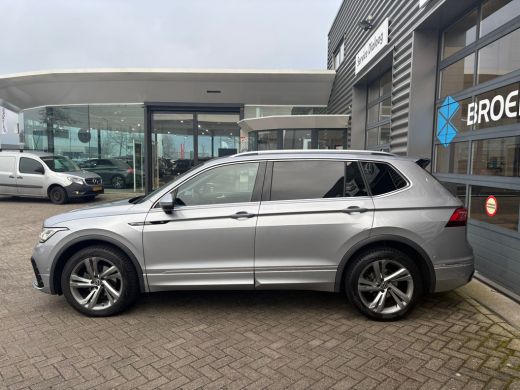 Volkswagen Tiguan Allspace 1.5 TSI 150 pk R-Line Business 7pers. 7-DSG | Wegklapbare trekhaak | Achteruitrijcamera | Cruise ... ActivLease financial lease