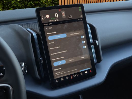 Volvo  EX30 Single Motor Extended Range Plus Europa 69 kWh | 20" 5-Y-Spaaks Black Diamond Cut | Extra getint ... ActivLease financial lease