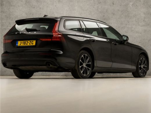 Volvo  V60 2.0 B3 Momentum Sport 177Pk Automaat (APPLE CARPLAY, GROOT NAVI, PARKEERSENSOREN, SPORTSTOELEN, D... ActivLease financial lease