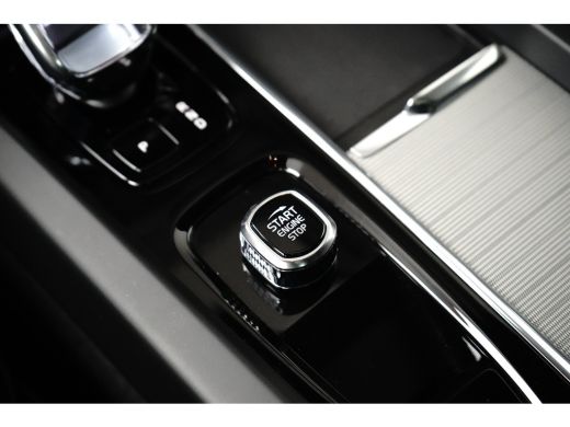 Volvo  XC60 2.0 T6 Plug-in hybrid AWD Plus Dark | Harman/Kardon | 360 Camera | Head-up | Memory | Pilot Assist ActivLease financial lease