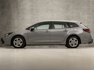 Toyota Corolla Touring Sports 1.8 Hybrid Sport Automaat (APPLE CARPLAY, CAMERA, TREKHAAK, SPORTSTOELEN, KEYLESS, ADAPTIVE CRUIS...