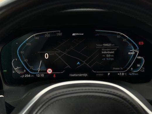 BMW 3 Serie Touring Aut. 320e M-Sport Edition | SoH 89% | Harman Kardon | Leder | Camera | Xenon-LED | ActivLease financial lease