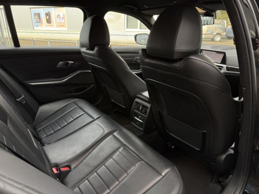 BMW 3 Serie Touring Aut. 320e M-Sport Edition | SoH 89% | Harman Kardon | Leder | Camera | Xenon-LED | ActivLease financial lease