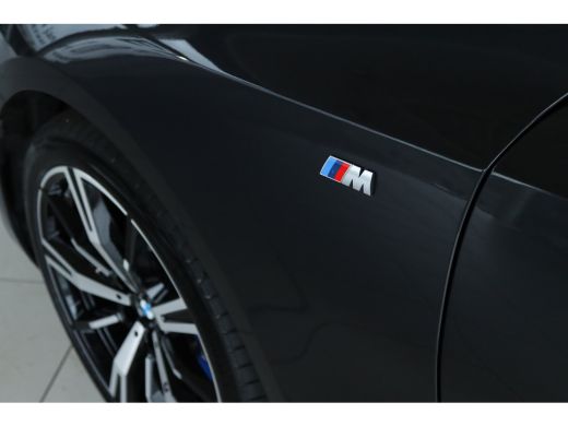 BMW 5 Serie 520i M-Sport Pro | Adapt. Cruise | Stoelventilatie | H&K | HUD | 360 Camera | Trekhaak | Pano | K... ActivLease financial lease