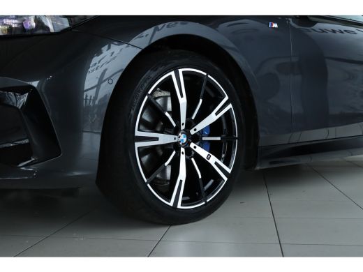 BMW 5 Serie 520i M-Sport Pro | Adapt. Cruise | Stoelventilatie | H&K | HUD | 360 Camera | Trekhaak | Pano | K... ActivLease financial lease