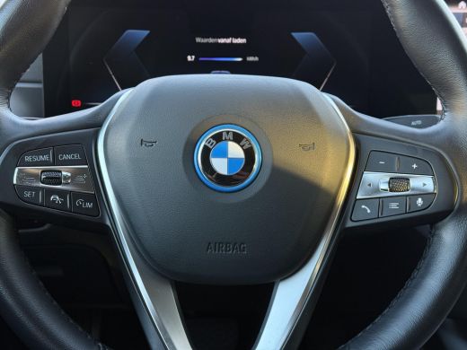 BMW i4 Aut. eDrive40 High Executive 84kWh | SoH 94.76% | ACC | Camera | Laser LED | HUD | ActivLease financial lease