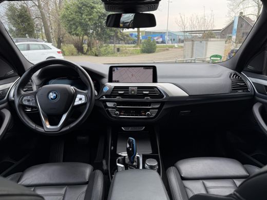 BMW iX3 Aut. High Executive 80 kWh | SoH 98% | Trekhaak | Panorama | Leder | Harman Kardon | ActivLease financial lease
