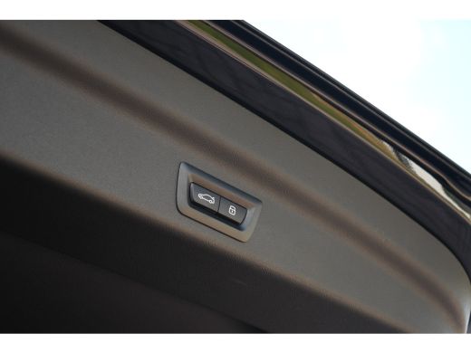 BMW X1 xDrive25e M-Sport Premium ACC 18inch Camera ActivLease financial lease