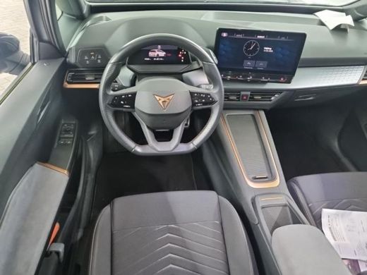 CUPRA Born Aut. Essential Edition 62 kWh | Groot Navi | Apple Car Play | ECC | PDC | ActivLease financial lease