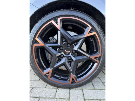 CUPRA Leon 1.5 TSI e-Hybrid VZ Performance | 19 inch velgen | Sennheiser geluidssysteem ActivLease financial lease