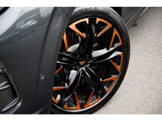 CUPRA Terramar 1.5 TSI e-Hybrid 272pk VZ Performance | Garantie t/m 2030 | Panoramadak | Trekhaak | Sennheiser |... ActivLease financial lease