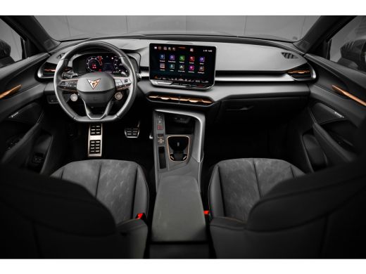 CUPRA Terramar 1.5 TSI e-Hybrid 272pk VZ Performance | Garantie t/m 2030 | Panoramadak | Trekhaak | Sennheiser |... ActivLease financial lease