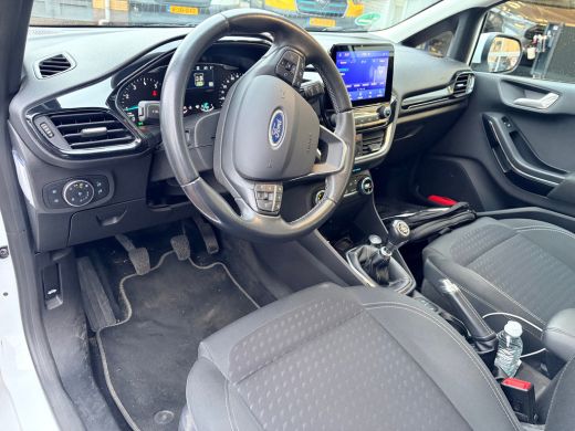 Ford Fiesta 1.0 EcoBoost Titanium | Parking Pack | Panoramadak | Navigatie SYNC3 | All season | ActivLease financial lease