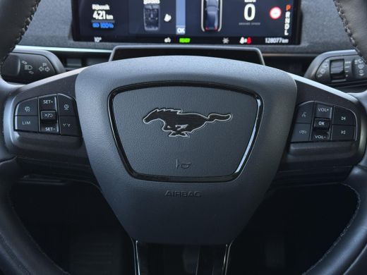 Ford Mustang Mach-E Mach-E Aut. 75 kWh Technology+ | SoH 92% | Trekhaak | Panorama | Leder | B&O Sound | ActivLease financial lease