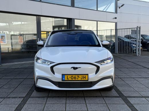 Ford Mustang Mach-E Mach-E Aut. 75 kWh Technology+ | SoH 92% | Trekhaak | Panorama | Leder | B&O Sound | ActivLease financial lease