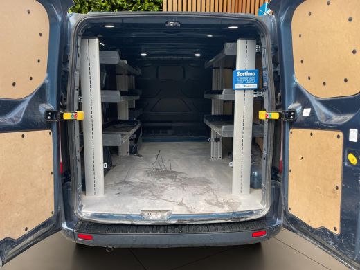 Ford Transit Custom 320 185PK L2H1 Sport | Imperiaal | Laadruimte inrichting | Sidebars | Achteruitrijcamera | Airco ... ActivLease financial lease