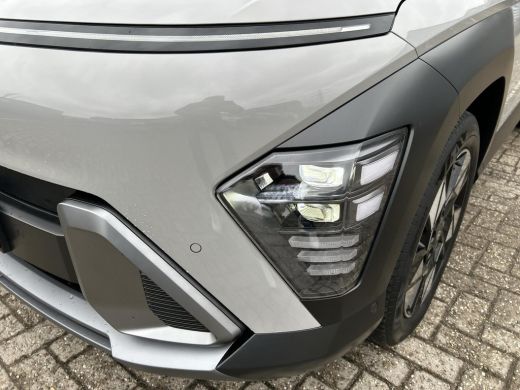 Hyundai Kona 1.6 GDI HEV Premium | Apple Carplay/Android Auto | Elektrische verstelbare stoelen met geheugen |... ActivLease financial lease