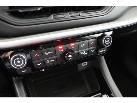 Jeep Compass 4xe 240 Plug-in Hybrid Electric Limited | Navigatie | Clima | Camera | Cruise Adaptive | DAB | Ke... ActivLease financial lease