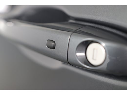 Jeep Compass 4xe 240 Plug-in Hybrid Electric Limited | Navigatie | Clima | Camera | Cruise Adaptive | DAB | Ke... ActivLease financial lease