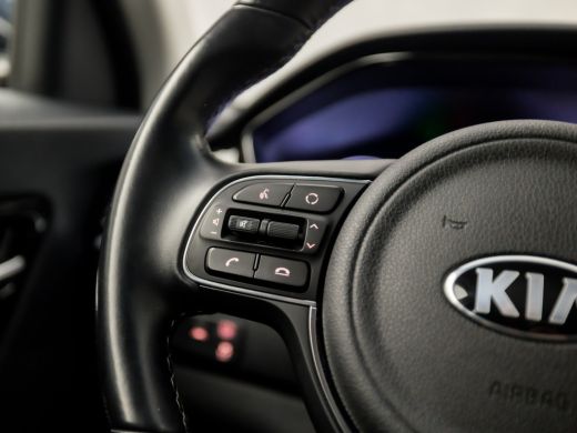 Kia Niro 1.6 GDi Hybrid DynamicLine 142Pk Automaat (APPLE CARPLAY, GROOT NAVI, CAMERA, LEDER, SPORTSTOELEN... ActivLease financial lease