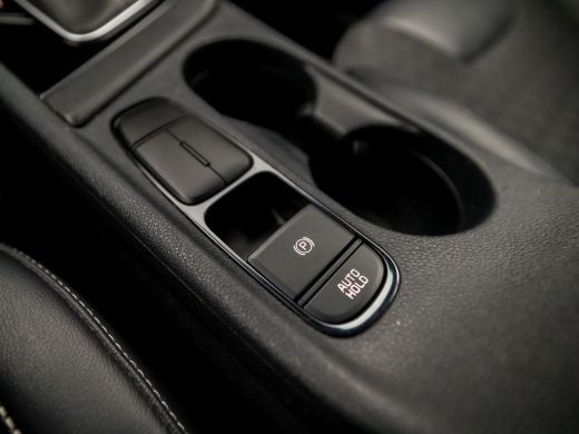 Kia Niro 1.6 GDi Hybrid DynamicLine 142Pk Automaat (APPLE CARPLAY, GROOT NAVI, CAMERA, LEDER, SPORTSTOELEN... ActivLease financial lease