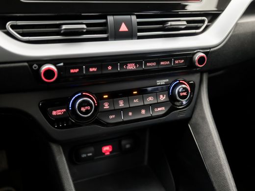 Kia Niro 1.6 GDi Hybrid DynamicLine 142Pk Automaat (APPLE CARPLAY, GROOT NAVI, CAMERA, LEDER, SPORTSTOELEN... ActivLease financial lease
