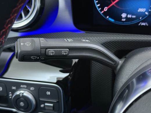 Mercedes-Benz A-Klasse 250e AMG // Panorama dak // Sfeerverlichting // Memory // MultiBeam LED // Advanced Audio // Keyl... ActivLease financial lease