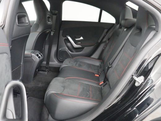Mercedes-Benz CLA 250 e Bns Sol AMG Ld | Stoelverwarming | Widescreen | Sfeerverlichting | Full LED | Park Assist |... ActivLease financial lease