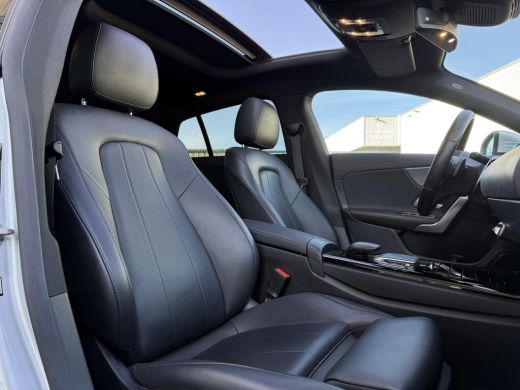 Mercedes-Benz CLA Shooting Brake Aut. 200 Sol. AMG Sport Ed. | Panorama | Matrix LED | Burmester | Leder | ActivLease financial lease