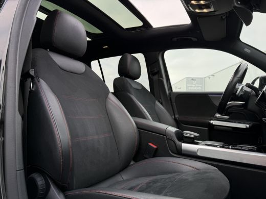 Mercedes-Benz EQB Aut. 250 AMG Sport Ed. 7pers 67 kWh | SoH 93% | Panorama | Sfeer Verlichting | Burmester | Camera | ActivLease financial lease