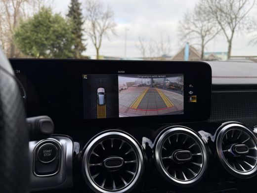 Mercedes-Benz EQB Aut. 250 AMG Sport Ed. 7pers 67 kWh | SoH 93% | Panorama | Sfeer Verlichting | Burmester | Camera | ActivLease financial lease