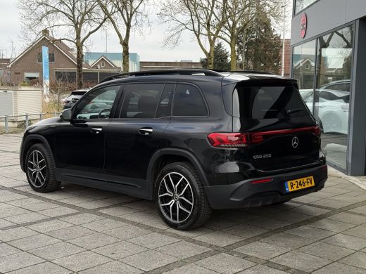 Mercedes-Benz EQB Aut. 250 AMG Sport Ed. 7pers 67 kWh | SoH 93% | Panorama | Sfeer Verlichting | Burmester | Camera | ActivLease financial lease