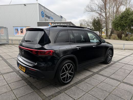 Mercedes-Benz EQB Aut. 250 AMG Sport Ed. 7pers 67 kWh | SoH 93% | Panorama | Sfeer Verlichting | Burmester | Camera | ActivLease financial lease