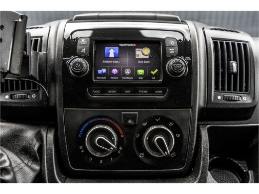 Opel Movano **Bakwagen met laadklep | Euro 6 | 165 PK | Cruise | Camera | Airco** ActivLease financial lease