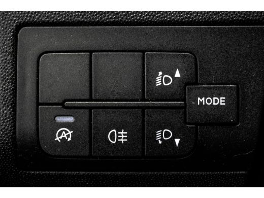 Opel Movano **Bakwagen met laadklep | Euro 6 | 165 PK | Cruise | Camera | Airco** ActivLease financial lease