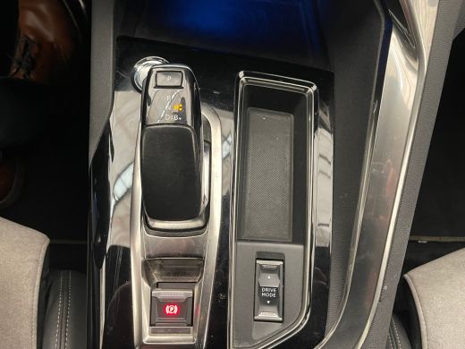 Peugeot 3008 1.6 HYbrid4 300 Premi&egrave;re Pack Panorama Dak | Elek. Stoelen met Massage | Focal | Elek. Achterklep... ActivLease financial lease