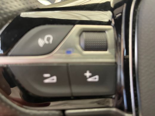 Peugeot 3008 1.6 HYbrid4 300 Premi&egrave;re Pack Panorama Dak | Elek. Stoelen met Massage | Focal | Elek. Achterklep... ActivLease financial lease