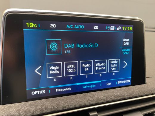 Peugeot 3008 1.6 HYbrid4 300 Premi&egrave;re Pack Panorama Dak | Elek. Stoelen met Massage | Focal | Elek. Achterklep... ActivLease financial lease