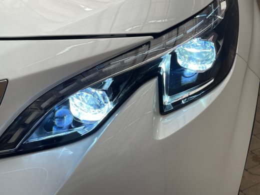 Peugeot 3008 1.6 HYbrid4 300 Premi&egrave;re Pack Panorama Dak | Elek. Stoelen met Massage | Focal | Elek. Achterklep... ActivLease financial lease