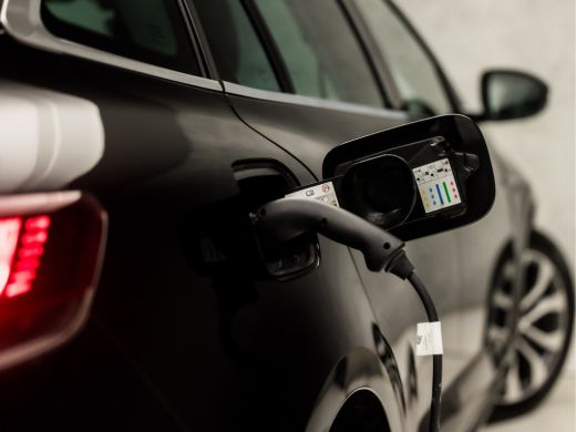 Renault Megane E-Tech Estate 1.6 E-Tech Plug-In Hybrid 160 Edition One 160Pk Automaat (APPLE CARPLAY, GROOT NAVI, STUUR... ActivLease financial lease