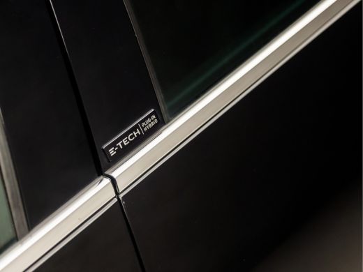 Renault Megane E-Tech Estate 1.6 E-Tech Plug-In Hybrid 160 Edition One 160Pk Automaat (APPLE CARPLAY, GROOT NAVI, STUUR... ActivLease financial lease