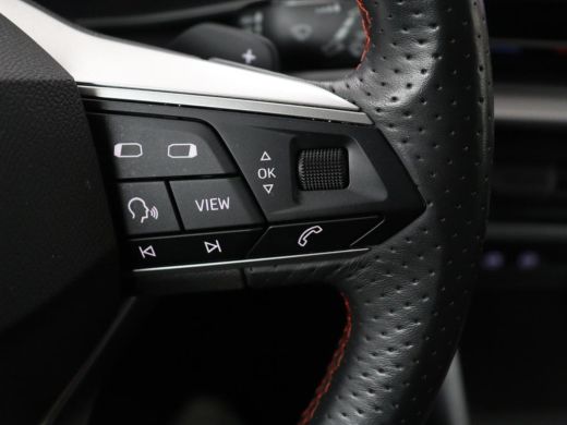 Seat Leon Sportstourer 1.5 eTSI FR Launch Edition | Carplay | Full LED | Adaptive Cruise | Sfeerverlichting... ActivLease financial lease