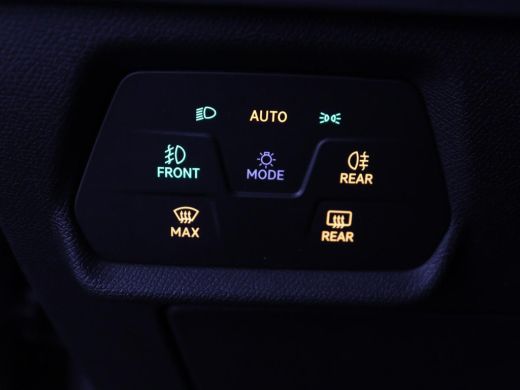 Seat Leon Sportstourer 1.5 eTSI FR Launch Edition | Carplay | Full LED | Adaptive Cruise | Sfeerverlichting... ActivLease financial lease