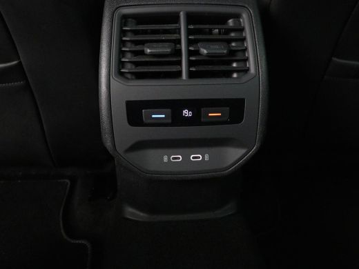 Seat Leon Sportstourer 1.5 eTSI FR Launch Edition | Carplay | Full LED | Adaptive Cruise | Sfeerverlichting... ActivLease financial lease