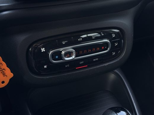 Smart Forfour Aut. EQ Essential 18 kWh | 89% SOH | LMV | Leder | ActivLease financial lease