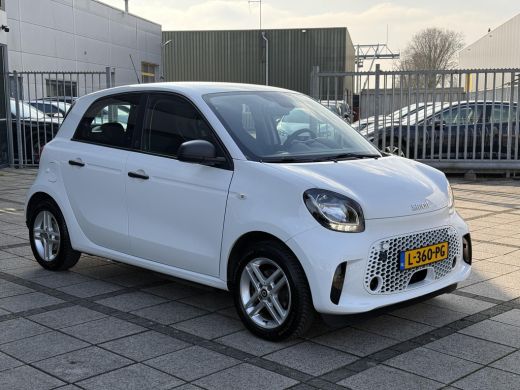 Smart Forfour Aut. EQ Essential 18 kWh | 89% SOH | LMV | Leder | ActivLease financial lease