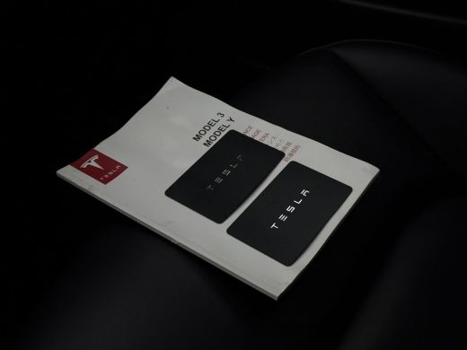 Tesla Model 3 Aut. Long Range Dual Motor AWD 75kWh | SoH 92% | Autopilot | Panorama | Leder | ActivLease financial lease