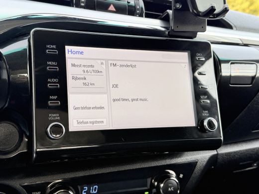 Toyota Hilux 2.4 D-4D AUTOMAAT / 4x4 / 1e EIG. / 3.500 KG AHG / CAMERA / TREKHAAK / ECC / CRUISE / CARPLAY ActivLease financial lease